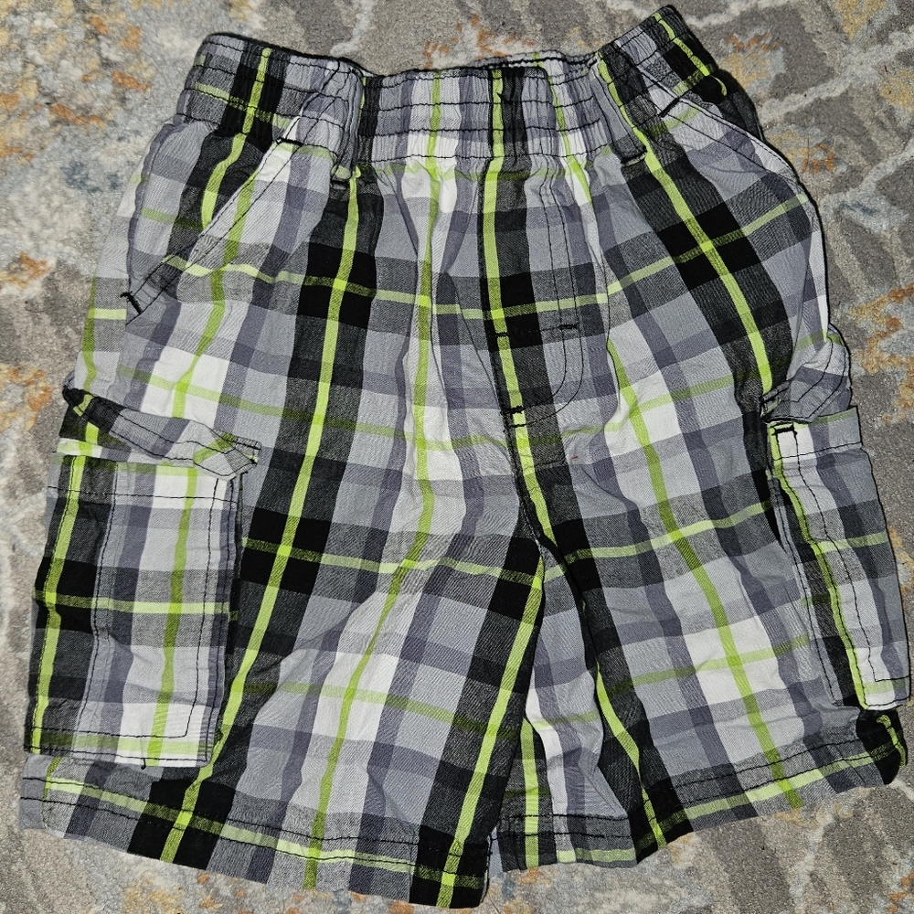 Toddler Boy's Plaid Cargo Shorts - size 2T